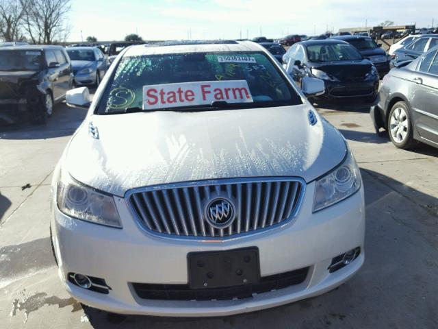 1G4GE5EDXBF254383 - 2011 BUICK LACROSSE C WHITE photo 9