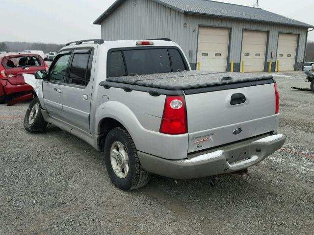 1FMZU77E82UC24064 - 2002 FORD EXPLORER S SILVER photo 3