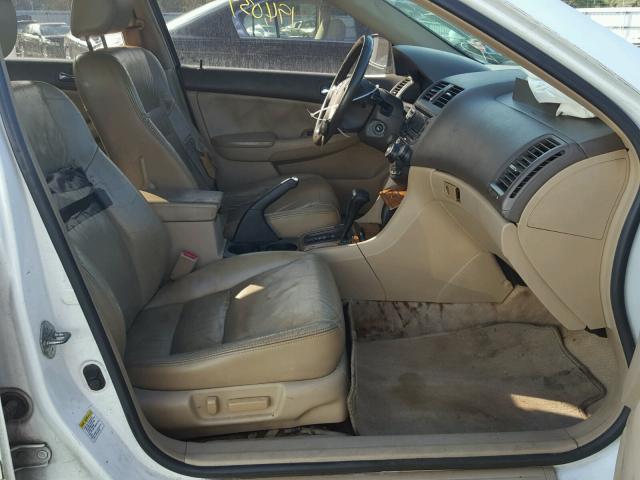 1HGCM66513A035539 - 2003 HONDA ACCORD EX WHITE photo 5