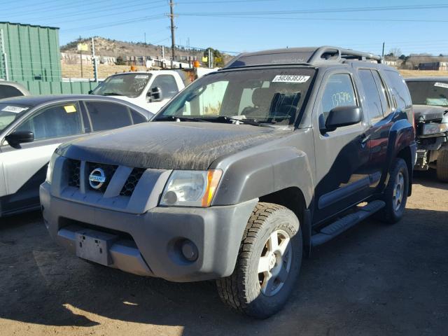 5N1AN08W25C626827 - 2005 NISSAN XTERRA OFF GRAY photo 2