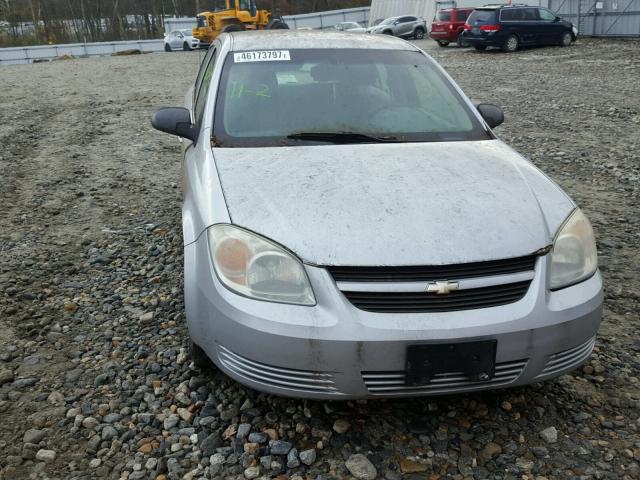 1G1AK55F867868393 - 2006 CHEVROLET COBALT LS GRAY photo 9