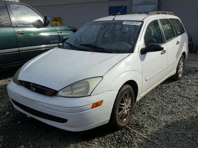 1FAFP36333W260943 - 2003 FORD FOCUS SE WHITE photo 2