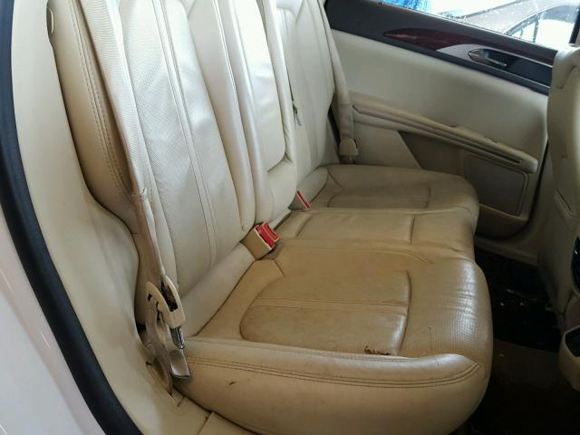 3LN6L2G95DR817404 - 2013 LINCOLN MKZ WHITE photo 6