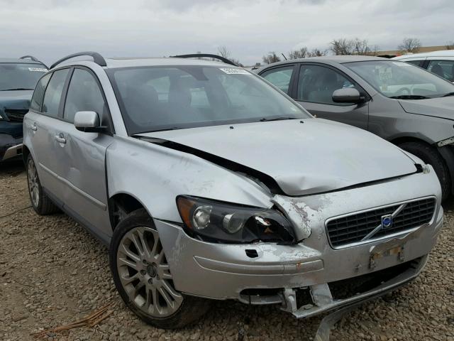 YV1MW682052042067 - 2005 VOLVO V50 T5 SILVER photo 1