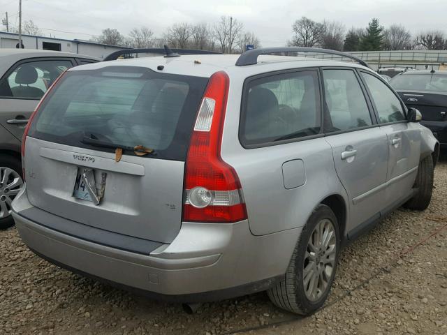 YV1MW682052042067 - 2005 VOLVO V50 T5 SILVER photo 4