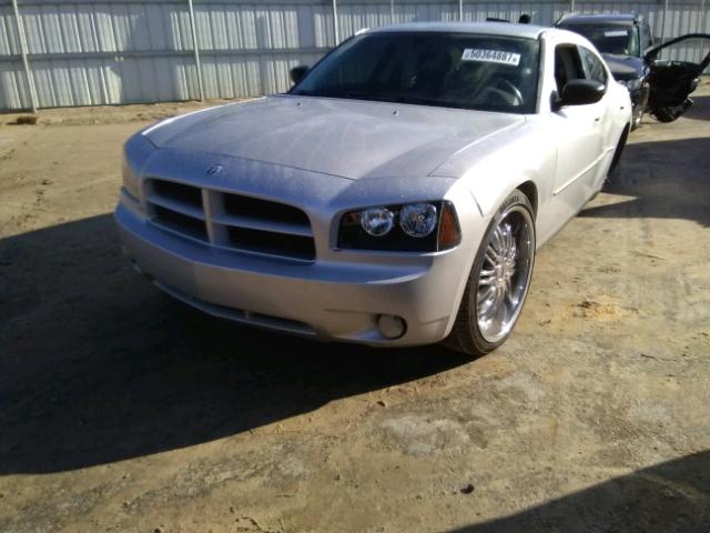 2B3KA43H88H299504 - 2008 DODGE CHARGER SILVER photo 2