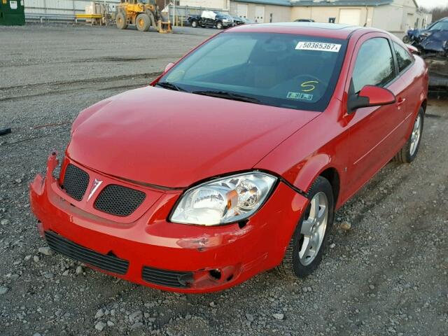 1G2AS18H897185826 - 2009 PONTIAC G5 RED photo 2