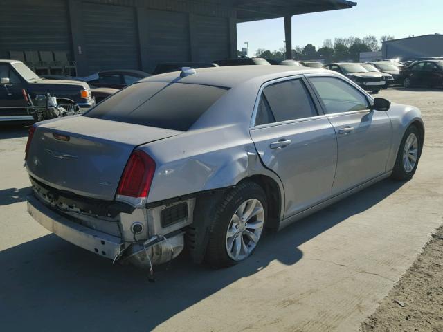 2C3CCAAG6FH781119 - 2015 CHRYSLER 300 LIMITE GRAY photo 4