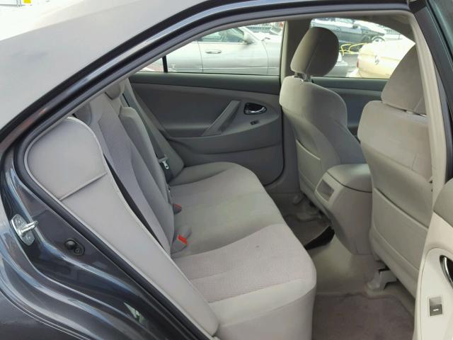 4T1BK3EK7BU616364 - 2011 TOYOTA CAMRY SE GRAY photo 6
