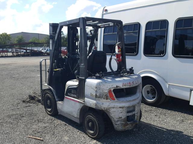 000000000009H2476 - 2006 NISSAN FORK LIFT GRAY photo 3