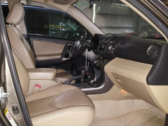 JTMDF4DV3A5035214 - 2010 TOYOTA RAV4 LIMIT GRAY photo 5