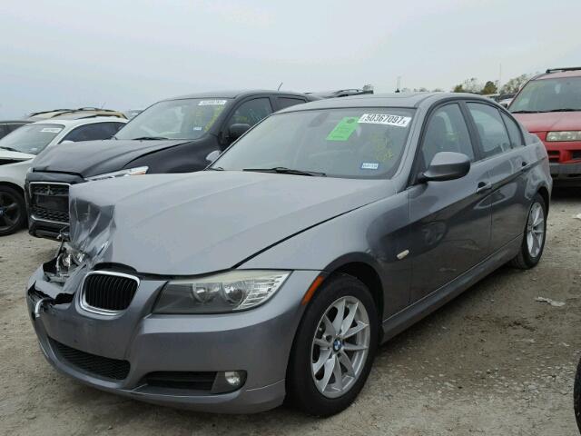 WBAPH7G53ANM52754 - 2010 BMW 328 I GRAY photo 2