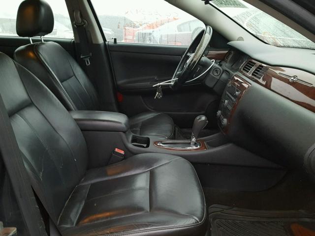 2G1WT58K189263127 - 2008 CHEVROLET IMPALA LT GRAY photo 5