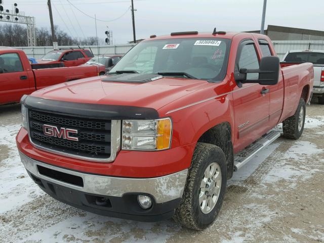 1GT523C83BZ295029 - 2011 GMC SIERRA K35 RED photo 2