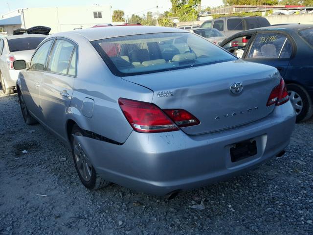 4T1BK36BX6U092003 - 2006 TOYOTA AVALON XL SILVER photo 3