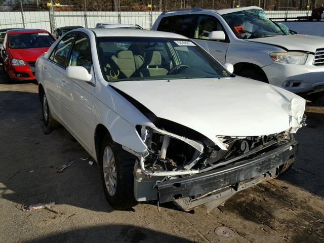 4T1BF32K04U076240 - 2004 TOYOTA CAMRY LE WHITE photo 1