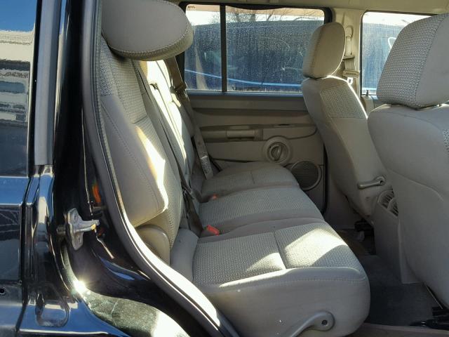 1J8HG48N06C274871 - 2006 JEEP COMMANDER BLACK photo 6