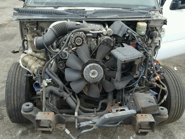 1GBJC34141E307454 - 2001 CHEVROLET SILVERADO WHITE photo 7