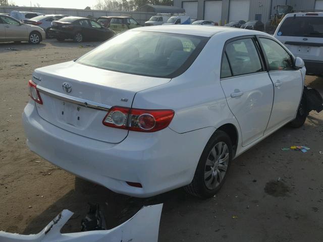 2T1BU4EE4DC017095 - 2013 TOYOTA COROLLA BA WHITE photo 4