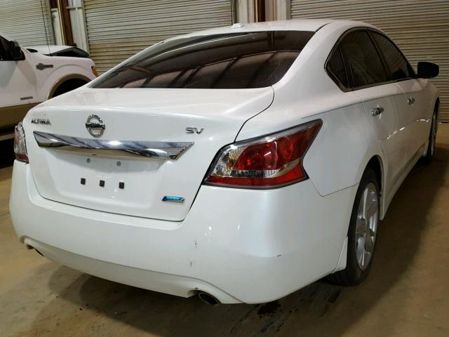 1N4AL3AP7EC424747 - 2014 NISSAN ALTIMA 2.5 WHITE photo 4