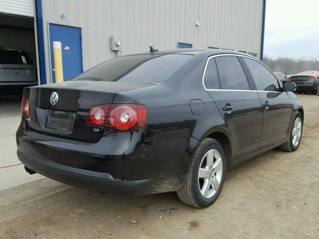 3VWRM71KX9M005704 - 2009 VOLKSWAGEN JETTA SE BLACK photo 4