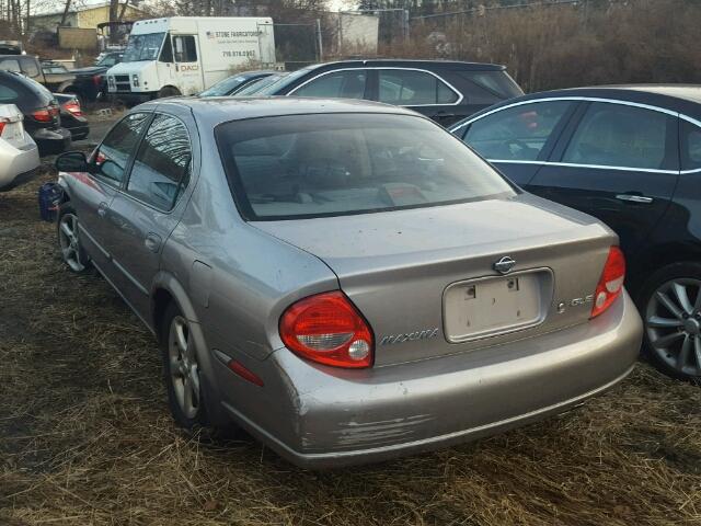 JN1CA31D51T802849 - 2001 NISSAN MAXIMA GXE GRAY photo 3