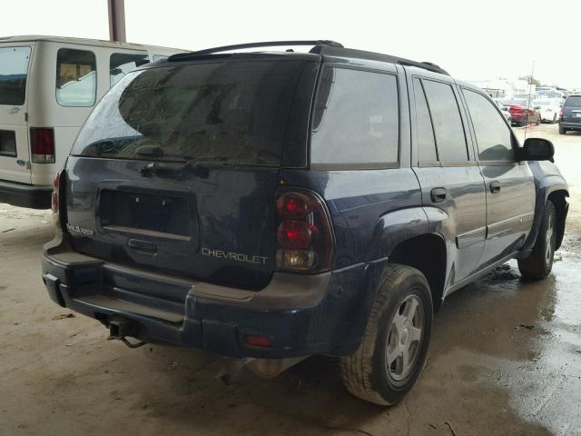 1GNDS13S022436926 - 2002 CHEVROLET TRAILBLAZE BLUE photo 4