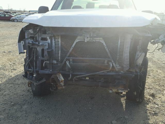 1GCHK29D76E208273 - 2006 CHEVROLET SILVERADO WHITE photo 9