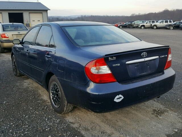 JTDBE32KX20046027 - 2002 TOYOTA CAMRY LE ლურჯი ფოტო 3