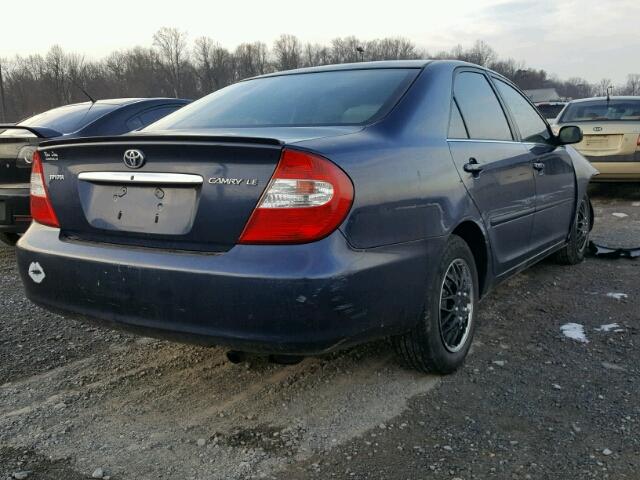 JTDBE32KX20046027 - 2002 TOYOTA CAMRY LE ლურჯი ფოტო 4