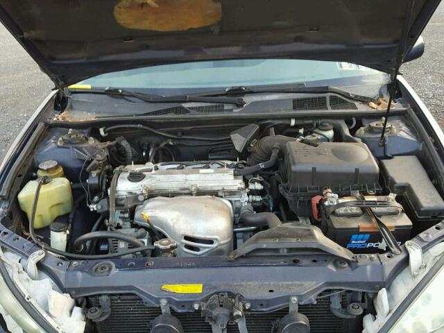 JTDBE32KX20046027 - 2002 TOYOTA CAMRY LE ლურჯი ფოტო 7