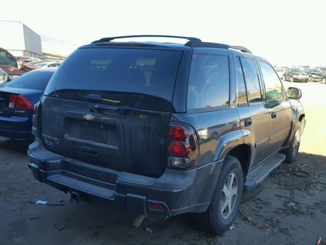 1GNDT13S962220429 - 2006 CHEVROLET TRAILBLAZE CHARCOAL photo 4