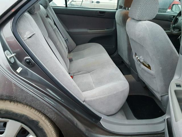 4T1BE32K62U597754 - 2002 TOYOTA CAMRY LE ნაცრისფერი ფოტო 6