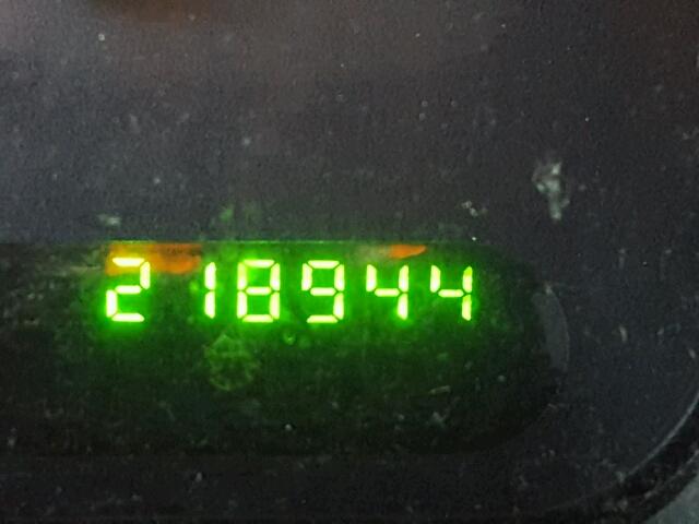 1FMZU73E52ZB11598 - 2002 FORD EXPLORER X GOLD photo 8