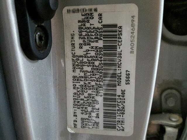 4T1BF32K03U544398 - 2003 TOYOTA CAMRY LE ნაცრისფერი ფოტო 10