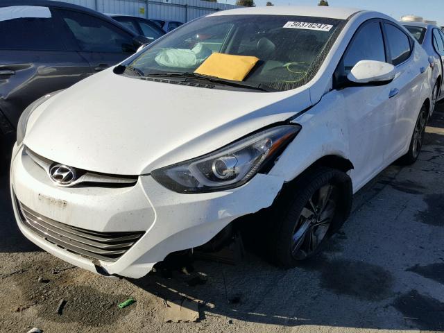 5NPDH4AE9EH529453 - 2014 HYUNDAI ELANTRA SE WHITE photo 2