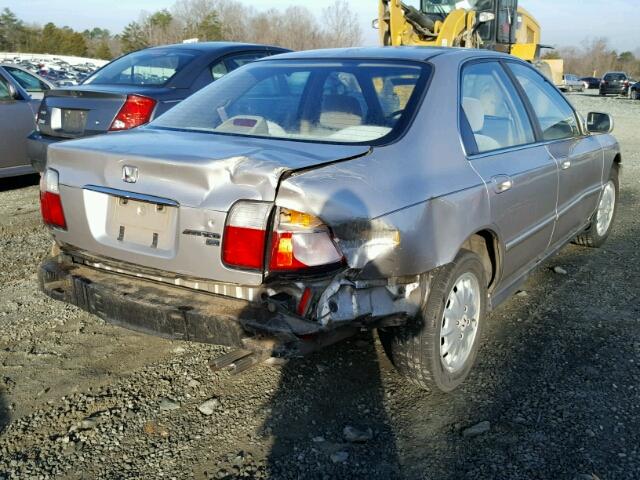 1HGCD5559VA108168 - 1997 HONDA ACCORD EX SILVER photo 4