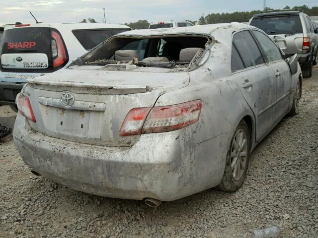 4T1BK3EK7AU598592 - 2010 TOYOTA CAMRY SE GRAY photo 4