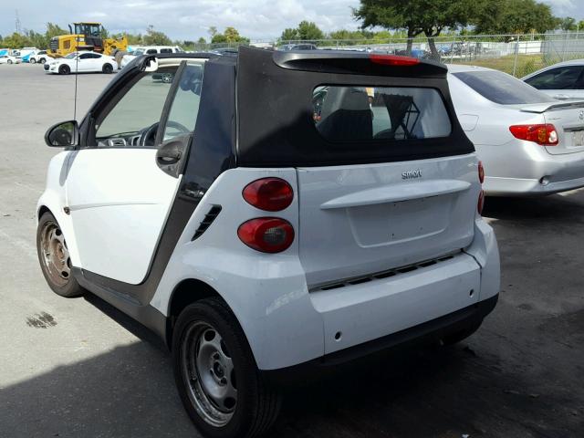 WMEEK31X28K140985 - 2008 SMART FORTWO PAS WHITE photo 3