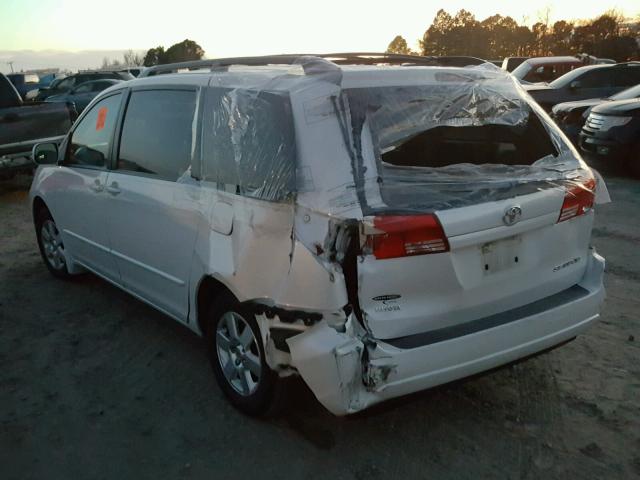 5TDZA22C35S289550 - 2005 TOYOTA SIENNA XLE WHITE photo 3