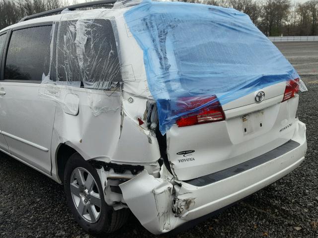 5TDZA22C35S289550 - 2005 TOYOTA SIENNA XLE WHITE photo 9