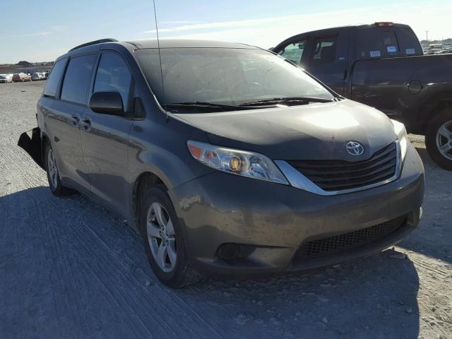 5TDKK3DC0BS099072 - 2011 TOYOTA SIENNA LE GREEN photo 1