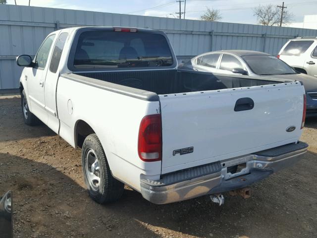 1FTRX17LXYKA30518 - 2000 FORD F150 WHITE photo 3