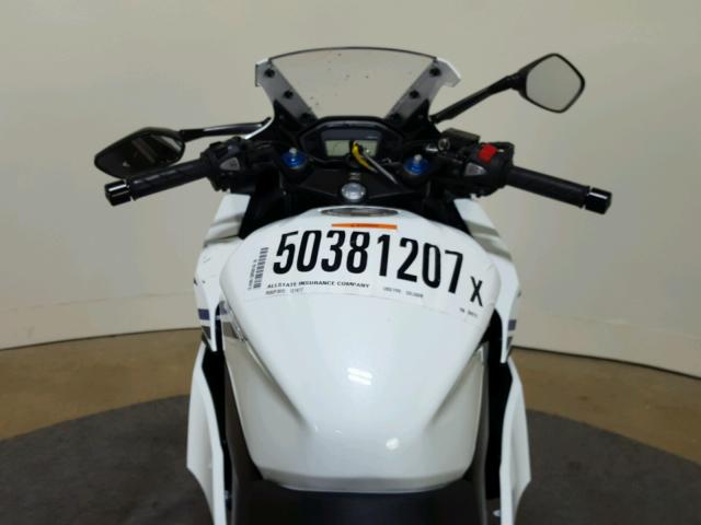 MLHPC4405G5300215 - 2016 HONDA CBR500 RA- WHITE photo 18