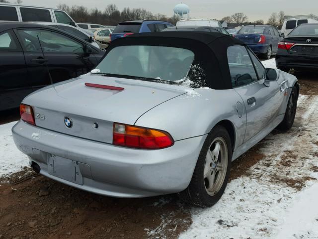 4USCH732XTLB68370 - 1996 BMW Z3 1.9 SILVER photo 4