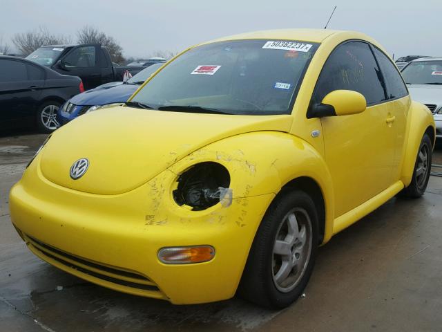 3VWBB21C42M434510 - 2002 VOLKSWAGEN NEW BEETLE YELLOW photo 2