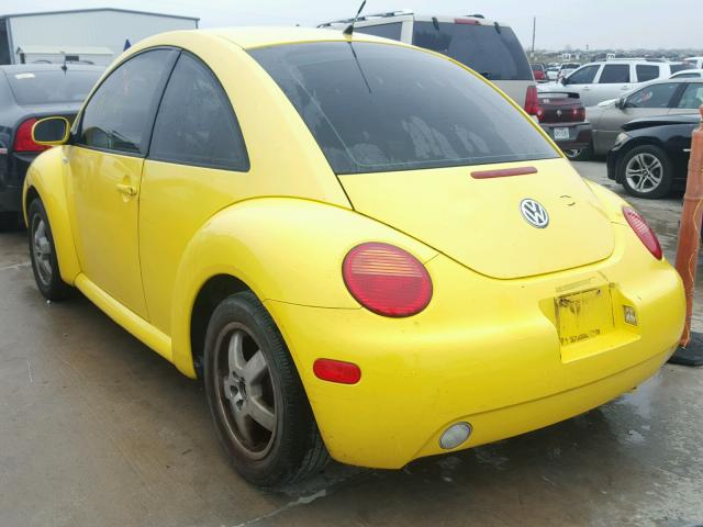 3VWBB21C42M434510 - 2002 VOLKSWAGEN NEW BEETLE YELLOW photo 3