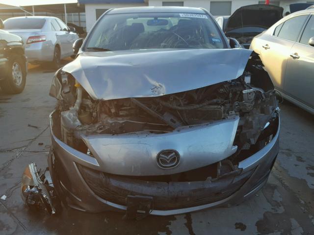 JM1BL1SF5A1274894 - 2010 MAZDA 3 I SILVER photo 9