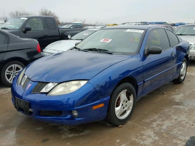 1G2JB12F647173268 - 2004 PONTIAC SUNFIRE BLUE photo 2