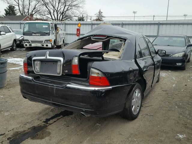 1LNHM86S75Y600467 - 2005 LINCOLN LS BLACK photo 4